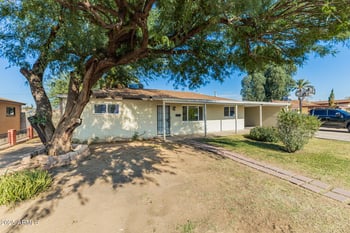 3020 El Caminito Dr, Phoenix, AZ 85051