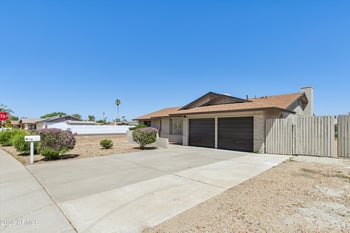 3020 W Hartford Dr, Phoenix, AZ 85053