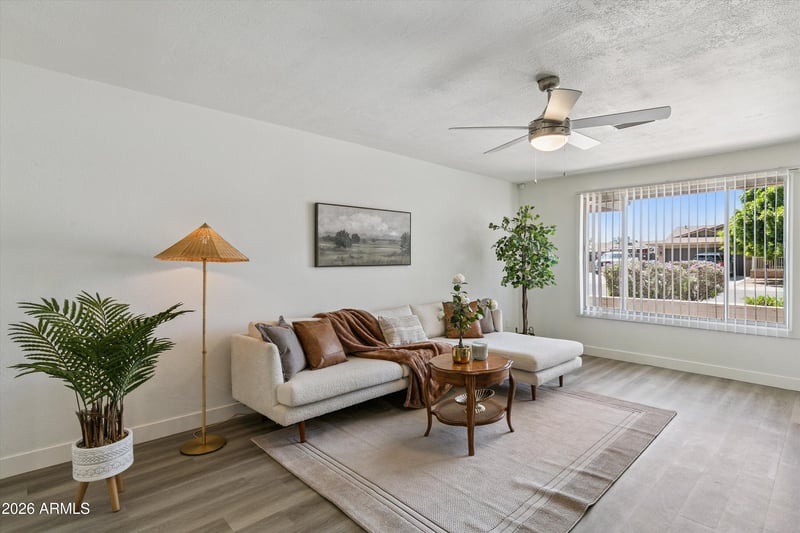 3020 W Hartford Dr, Phoenix, AZ 85053