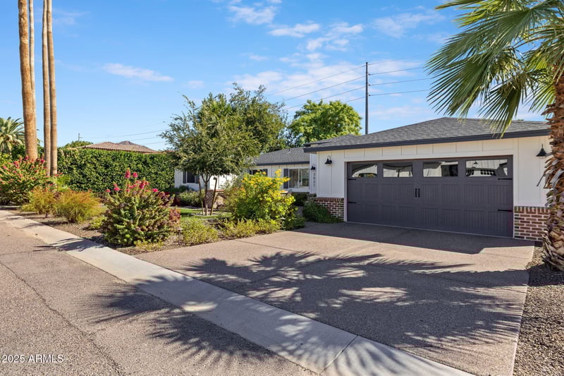 3021 47th Pl, Phoenix, AZ 85018