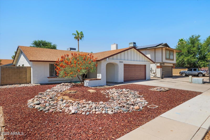 3021 Harmony Cir, Mesa, AZ 85204