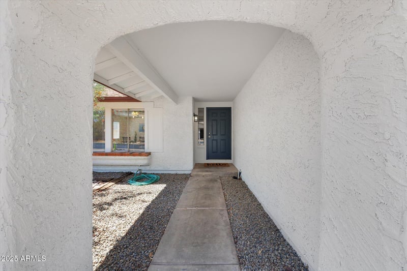 3021 Harmony Cir, Mesa, AZ 85204
