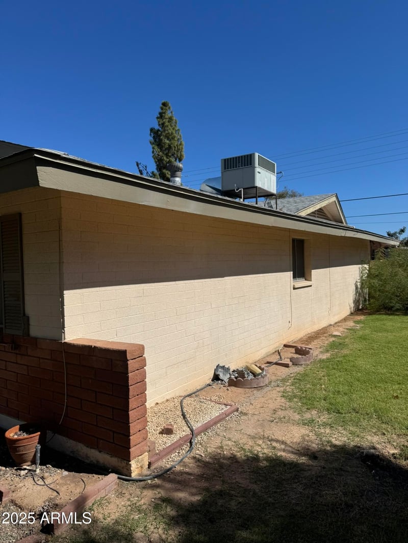 3021 Kenneth Pl, Tempe, AZ 85282