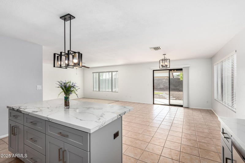 3021 Patrick Ln, Phoenix, AZ 85027