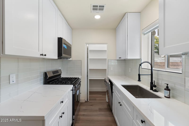 3021 Randolph Rd, Phoenix, AZ 85014