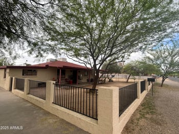 3021 Saint John Rd, Phoenix, AZ 85032