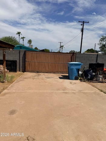 3021 W Flynn Ln, Phoenix, AZ 85017