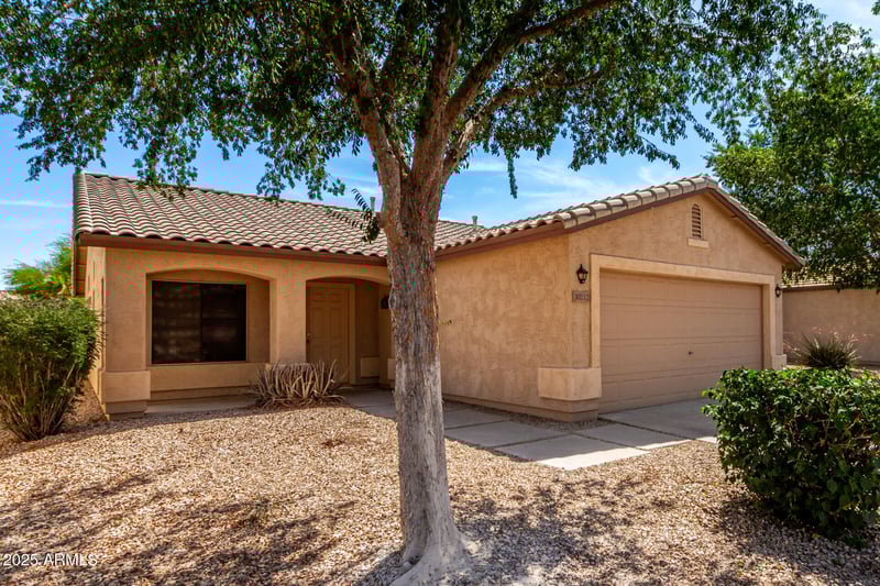 30212 Sunray Dr, San Tan Valley, AZ 85143