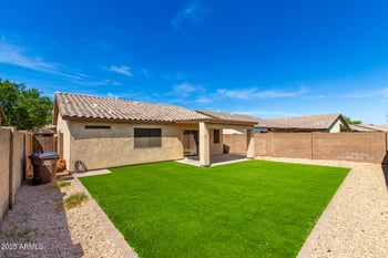 30212 Sunray Dr, San Tan Valley, AZ 85143