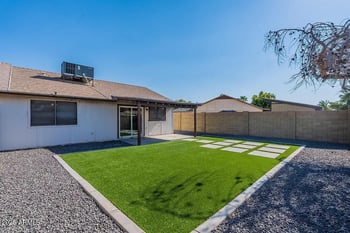 3022 Blackhawk Dr, Phoenix, AZ 85027