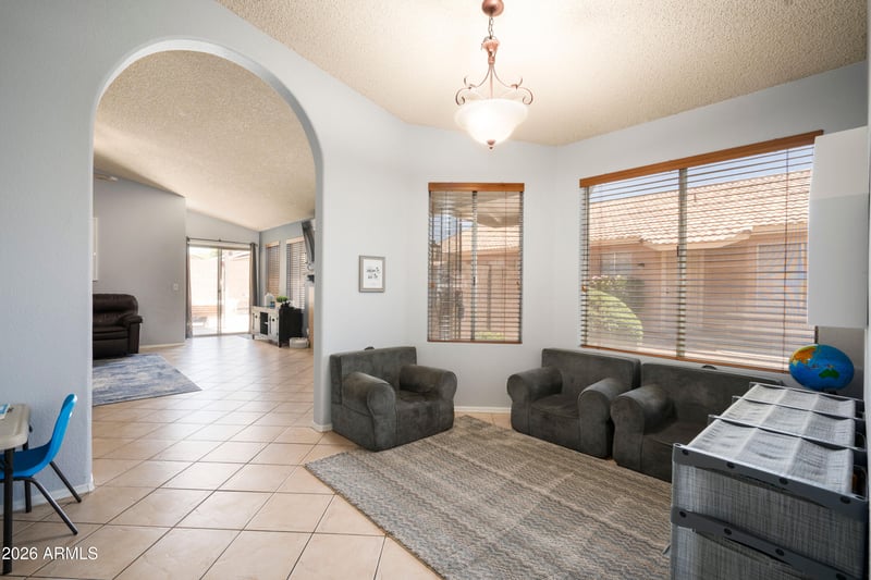 3022 E Topeka Dr, Phoenix, AZ 85050