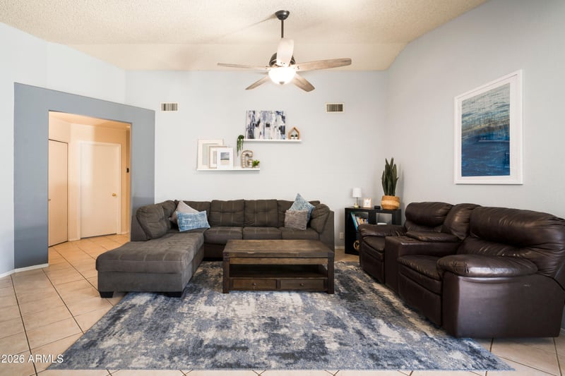 3022 E Topeka Dr, Phoenix, AZ 85050