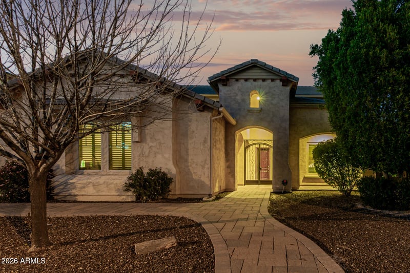 3022 Wildhorse Dr, Gilbert, AZ 85297