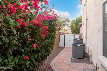 3022 Wildhorse Dr, Gilbert, AZ 85297