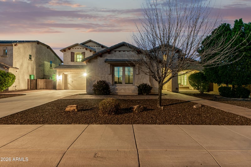3022 Wildhorse Dr, Gilbert, AZ 85297