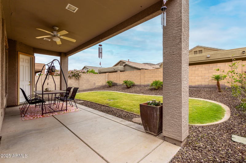 3022 Redwood Ln, Phoenix, AZ 85045