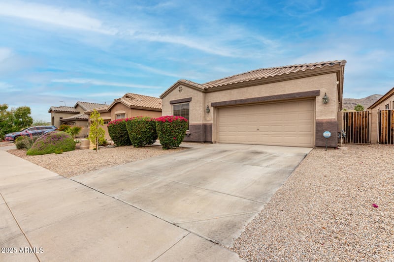 3022 Redwood Ln, Phoenix, AZ 85045
