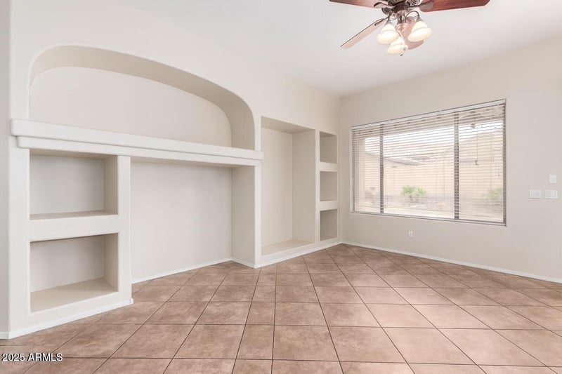 3022 Redwood Ln, Phoenix, AZ 85045