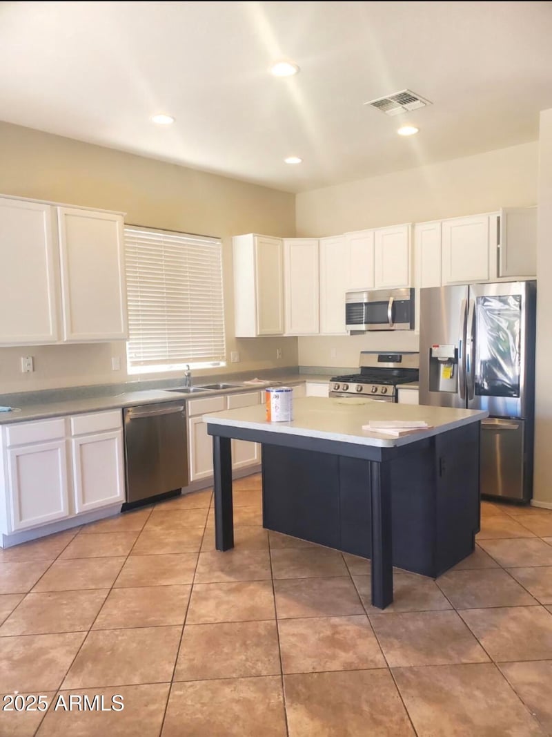 3022 Redwood Ln, Phoenix, AZ 85045