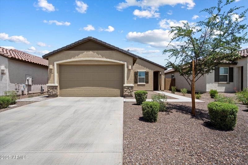 3022 Riding Boot Way, San Tan Valley, AZ 85140