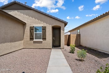 3022 Riding Boot Way, San Tan Valley, AZ 85140