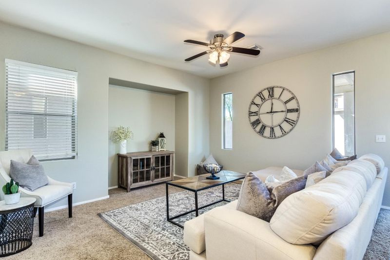 3022 W Sands Dr, Phoenix, AZ 85027