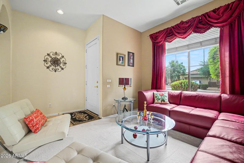 3022 W Silver Fox Way, Phoenix, AZ 85045