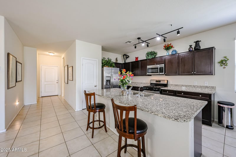 30228 Catalina Dr, Buckeye, AZ 85396