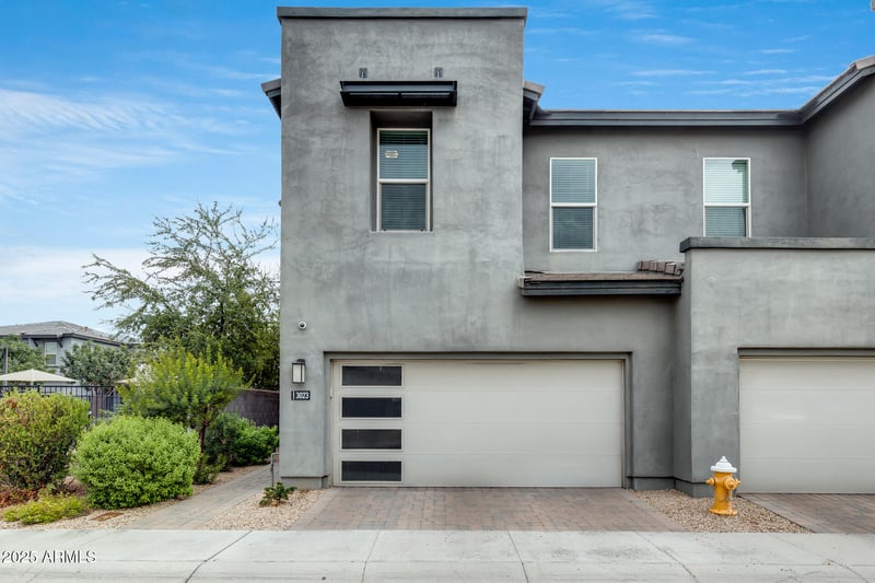 3023 37th Pl, Phoenix, AZ 85018