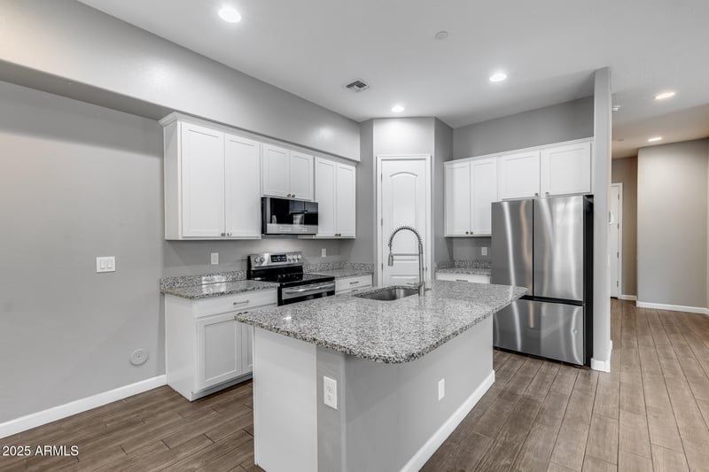 3023 37th Pl, Phoenix, AZ 85018