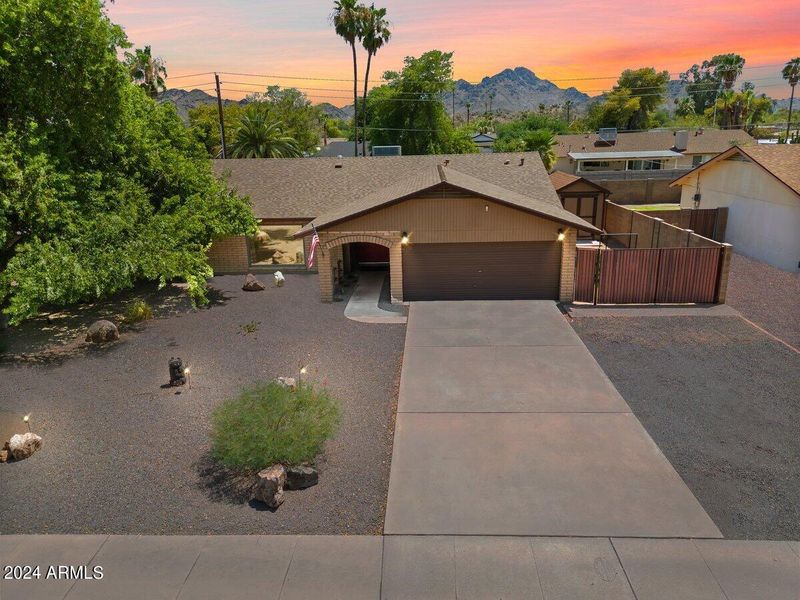 3023 E Cheryl Dr, Phoenix, AZ 85028