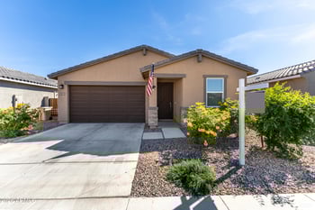 3023 Lucy Trl, San Tan Valley, AZ 85143