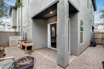 3023 N 37th Pl, Phoenix, AZ 85018
