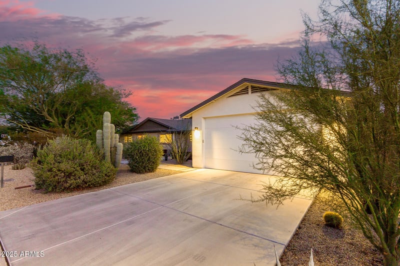 3023 Sells Dr, Phoenix, AZ 85016
