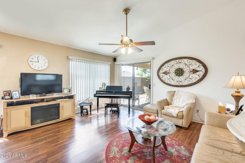 3024 64th Ave, Phoenix, AZ 85043