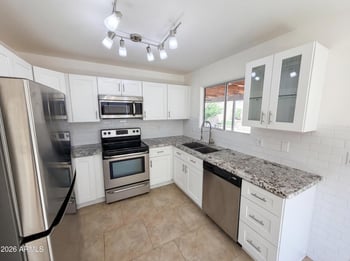 3024 Salter Dr, Phoenix, AZ 85027