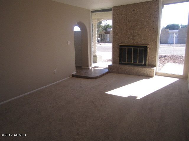 3024 W Shaw Butte Dr, Phoenix, AZ 85029