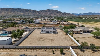 3024 South Mountain Ave, Laveen, AZ 85339