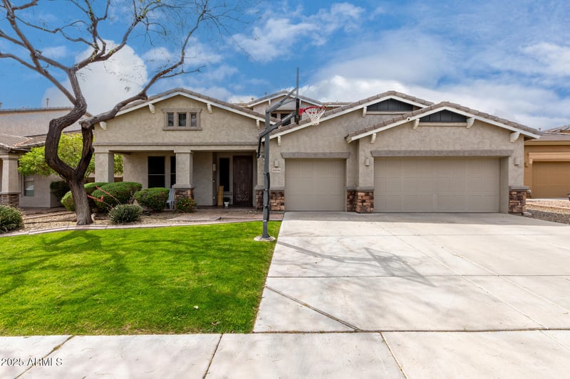 30246 123rd Ln, Peoria, AZ 85383