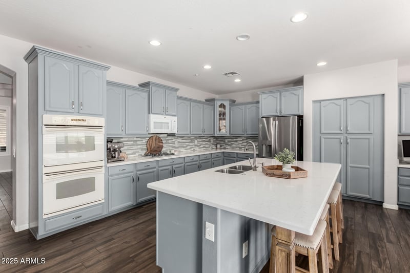 30246 123rd Ln, Peoria, AZ 85383