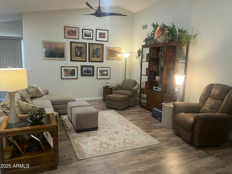 3025 Kerry Ln, Phoenix, AZ 85050