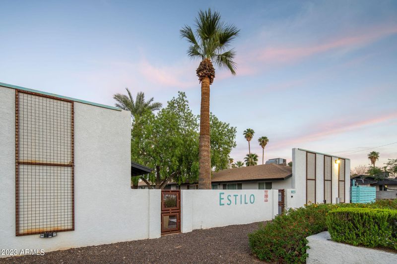 3025 N 38th St, Phoenix, AZ 85018