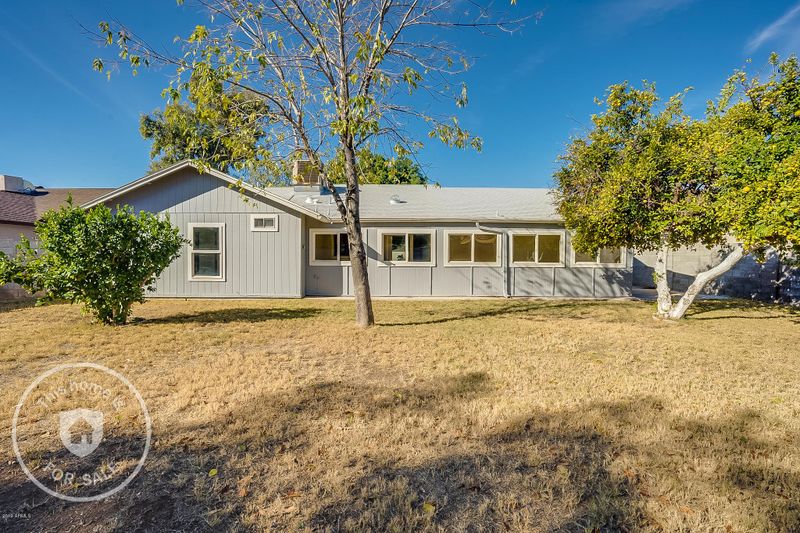 3025 N Comanche Dr, Chandler, AZ 85224