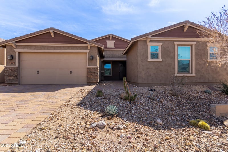 3025 Night Owl Ln, Phoenix, AZ 85085