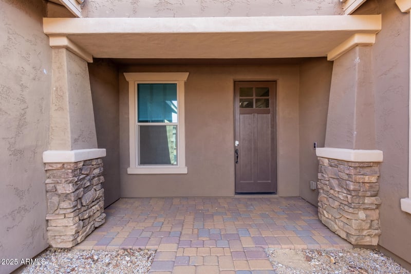 3025 Night Owl Ln, Phoenix, AZ 85085