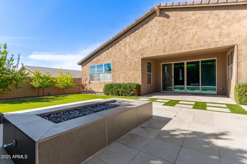 3025 Night Owl Ln, Phoenix, AZ 85085