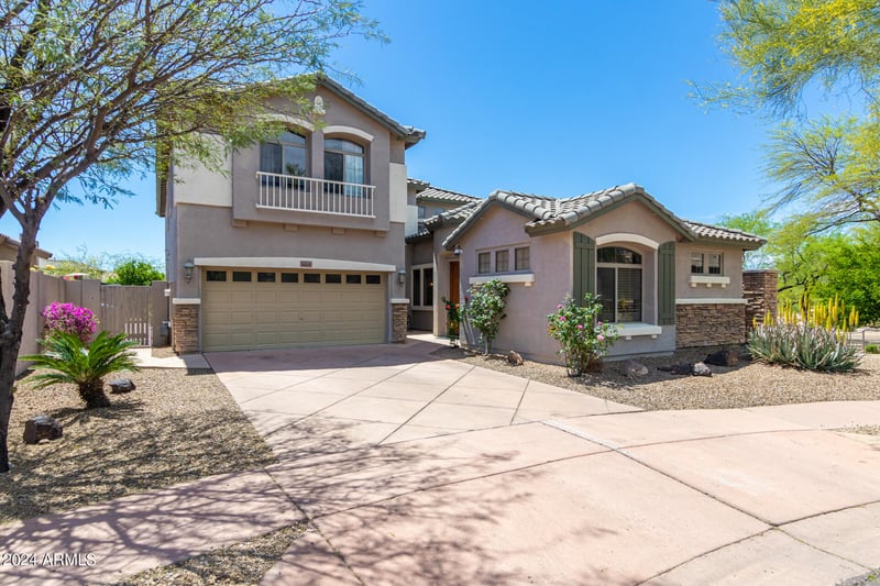 3025 Sentinel Rock Rd, Phoenix, AZ 85086