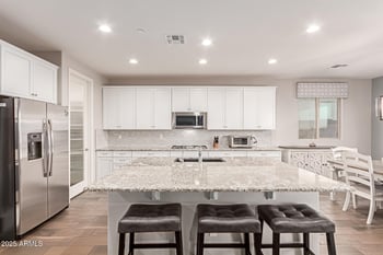 30255 115th Dr, Peoria, AZ 85383