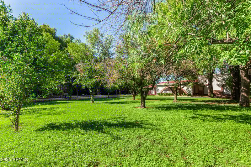 3026 Backus Rd, Mesa, AZ 85213