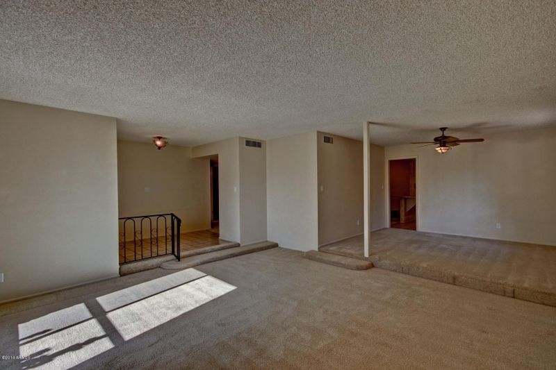 3026 E Cortez St, Phoenix, AZ 85028